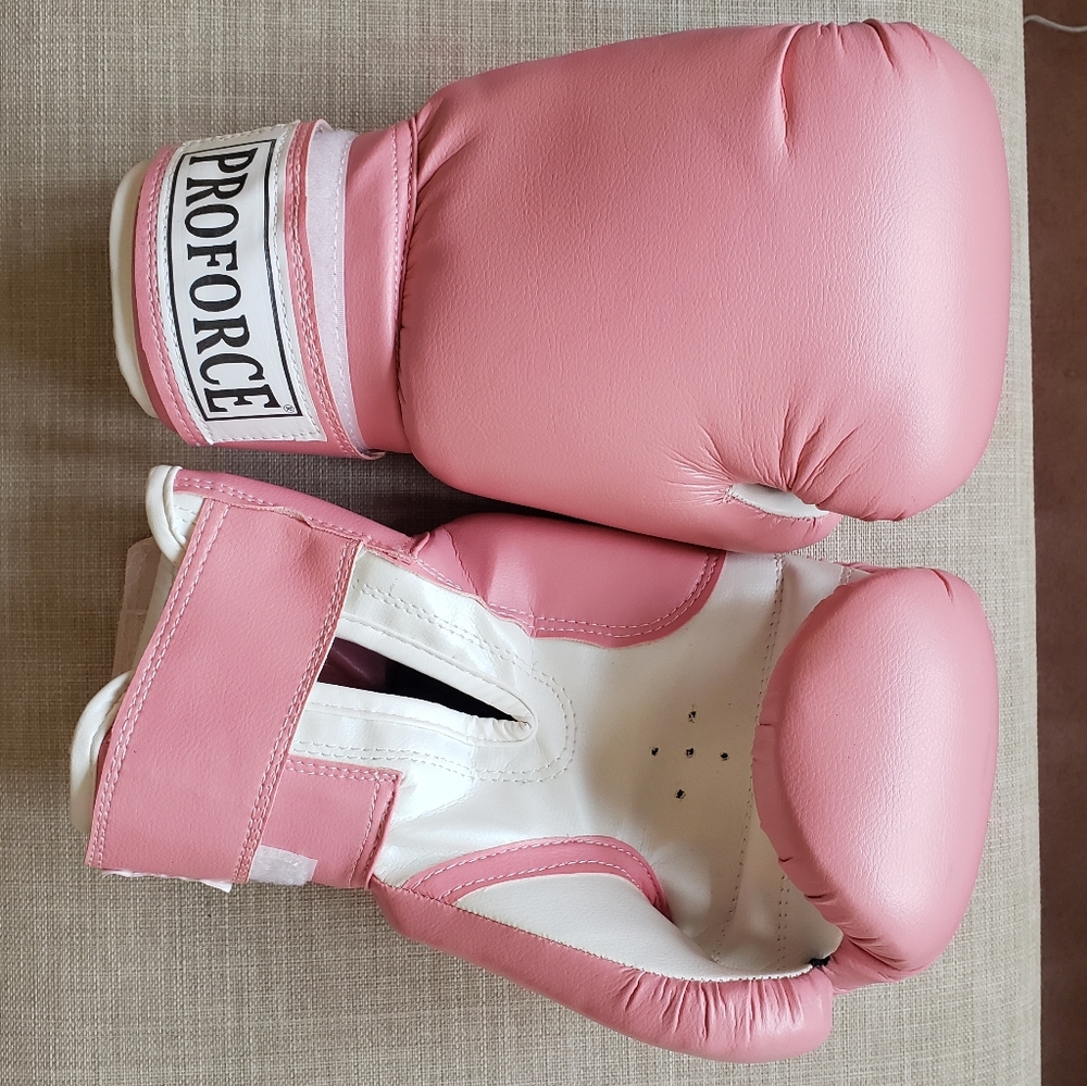 Pink Proforce Boxijg gloves